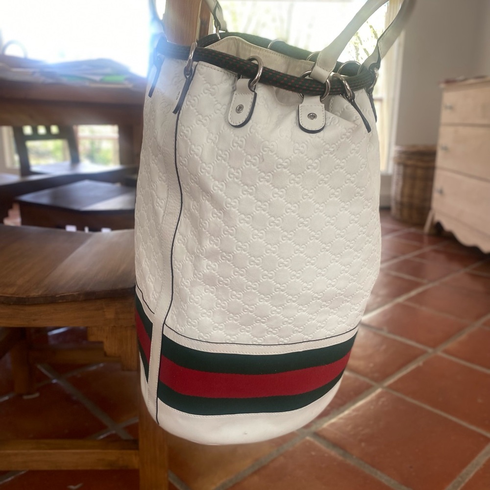 Gucci Riva Aquariva Yacht Bag with Red and Green Stripes - Picture 13 of 16
